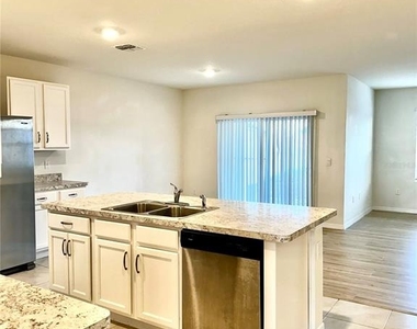 939 Sun Burst Road - Photo Thumbnail 3