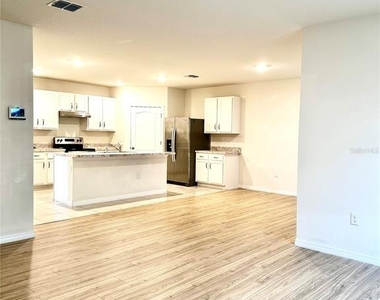 939 Sun Burst Road - Photo Thumbnail 4