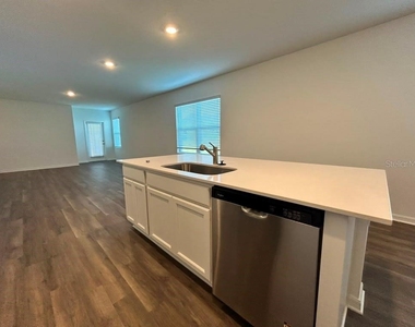 4952 Kaia Avenue - Photo Thumbnail 9