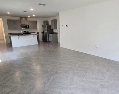 2755 Gentle Rain Drive - Photo Thumbnail 10