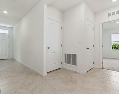 5235 Mahogany Drive - Photo Thumbnail 28