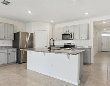 5235 Mahogany Drive - Photo Thumbnail 4