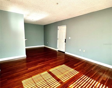 2047 Dixie Belle Drive - Photo Thumbnail 13