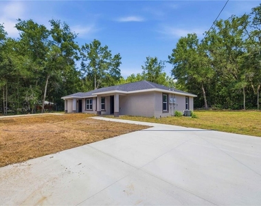 5795 Nw 11th Place - Photo Thumbnail 3