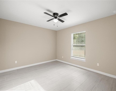 5795 Nw 11th Place - Photo Thumbnail 10