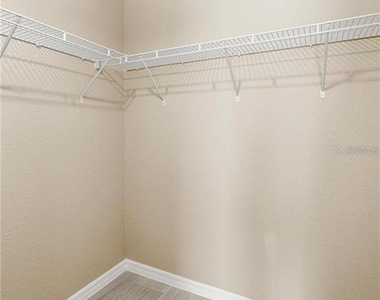5795 Nw 11th Place - Photo Thumbnail 12