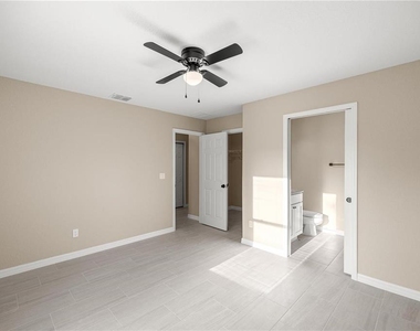 5795 Nw 11th Place - Photo Thumbnail 11