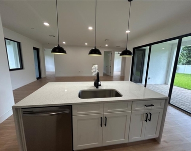 78 Bishop Street - Photo Thumbnail 9