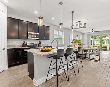 1020 River Otter Way - Photo Thumbnail 4