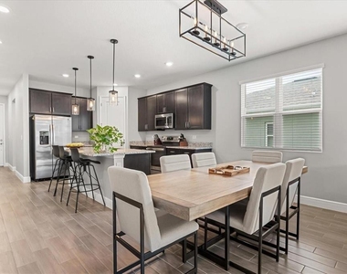 1020 River Otter Way - Photo Thumbnail 5
