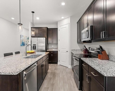 1020 River Otter Way - Photo Thumbnail 3