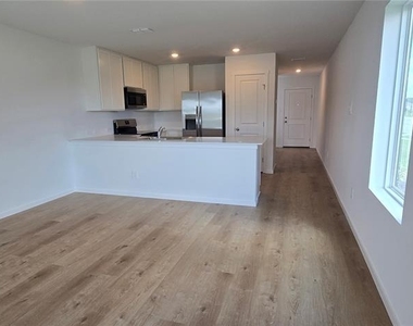 5572 Morant Bay Path - Photo Thumbnail 6