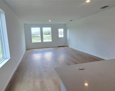 5572 Morant Bay Path - Photo Thumbnail 7