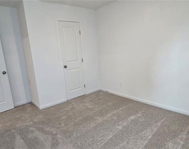 5572 Morant Bay Path - Photo Thumbnail 17