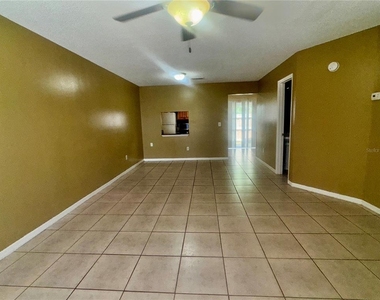 1605 Shady Ridge Court - Photo Thumbnail 4