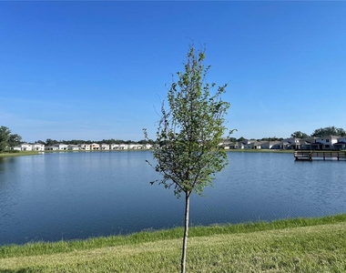1260 Regal King Drive - Photo Thumbnail 12