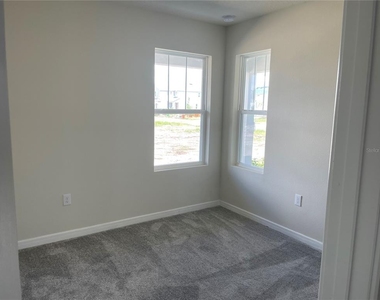 1260 Regal King Drive - Photo Thumbnail 10