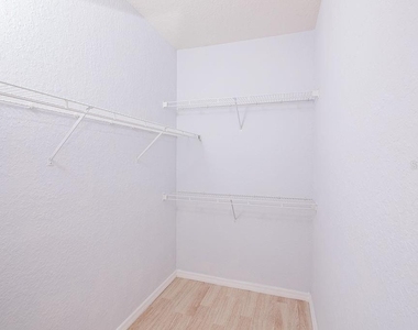 5029 City Street - Photo Thumbnail 30