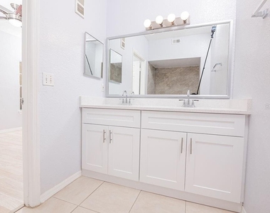 5029 City Street - Photo Thumbnail 34