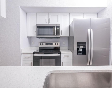 5029 City Street - Photo Thumbnail 18