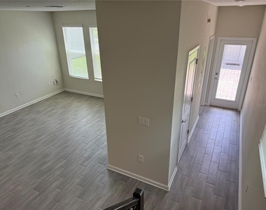 17016 Quicksilver Avenue - Photo Thumbnail 15