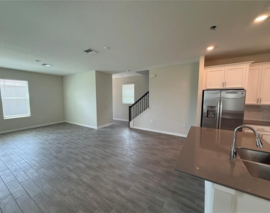 17016 Quicksilver Avenue - Photo Thumbnail 3