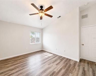 5214 Via Hacienda Circle - Photo Thumbnail 16