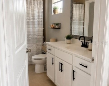 1194 Paisley Court - Photo Thumbnail 17