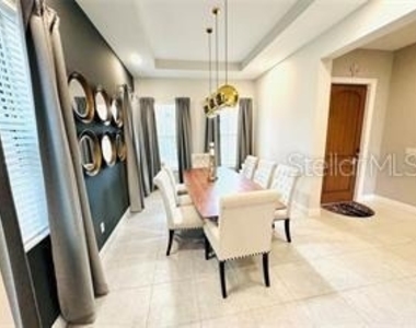 15155 Canoe Place - Photo Thumbnail 7