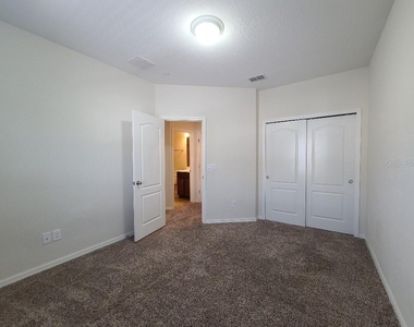 1039 Taramundi Drive - Photo Thumbnail 18