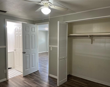 3731 State Road 60 E - Photo Thumbnail 10