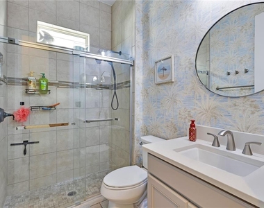 10720 Gawsworth Point - Photo Thumbnail 15