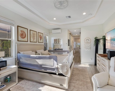 10720 Gawsworth Point - Photo Thumbnail 9