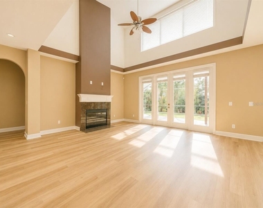 8650 Tara Oaks Court - Photo Thumbnail 5