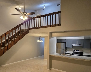 2738 Hunt Club Lane - Photo Thumbnail 2