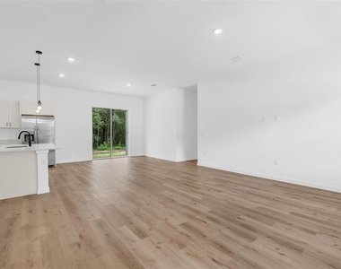 10615 N Didiscus Drive - Photo Thumbnail 7