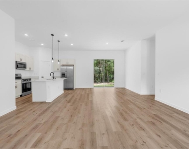10615 N Didiscus Drive - Photo Thumbnail 8