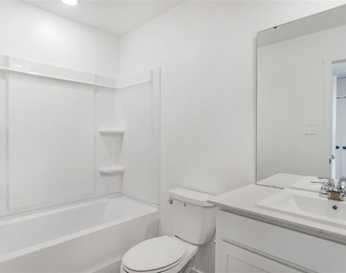 931 Phoenix Street - Photo Thumbnail 29