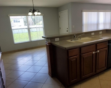 3055 Anquilla Avenue - Photo Thumbnail 15
