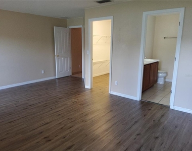 3055 Anquilla Avenue - Photo Thumbnail 21
