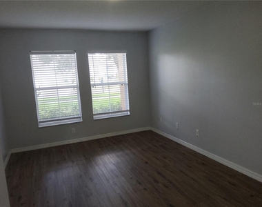3055 Anquilla Avenue - Photo Thumbnail 6