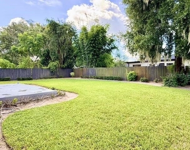 2408 Corrine Drive - Photo Thumbnail 26