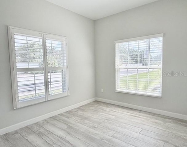 2408 Corrine Drive - Photo Thumbnail 19