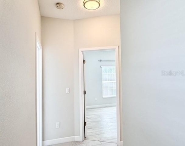 2408 Corrine Drive - Photo Thumbnail 18
