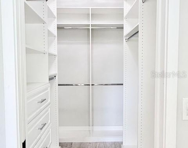 2408 Corrine Drive - Photo Thumbnail 15