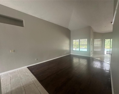 929 Rosinia Court - Photo Thumbnail 22