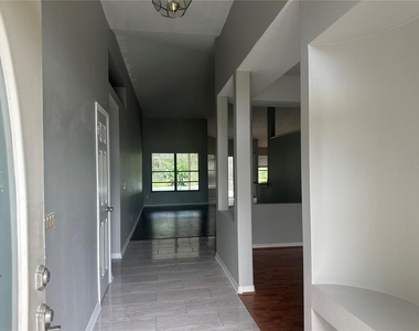 929 Rosinia Court - Photo Thumbnail 18