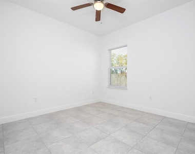 16919 Sw 37th Terrace Road - Photo Thumbnail 21