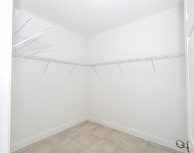 16919 Sw 37th Terrace Road - Photo Thumbnail 11