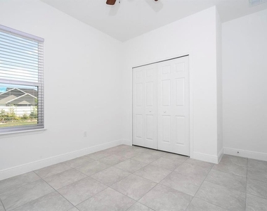 16919 Sw 37th Terrace Road - Photo Thumbnail 22